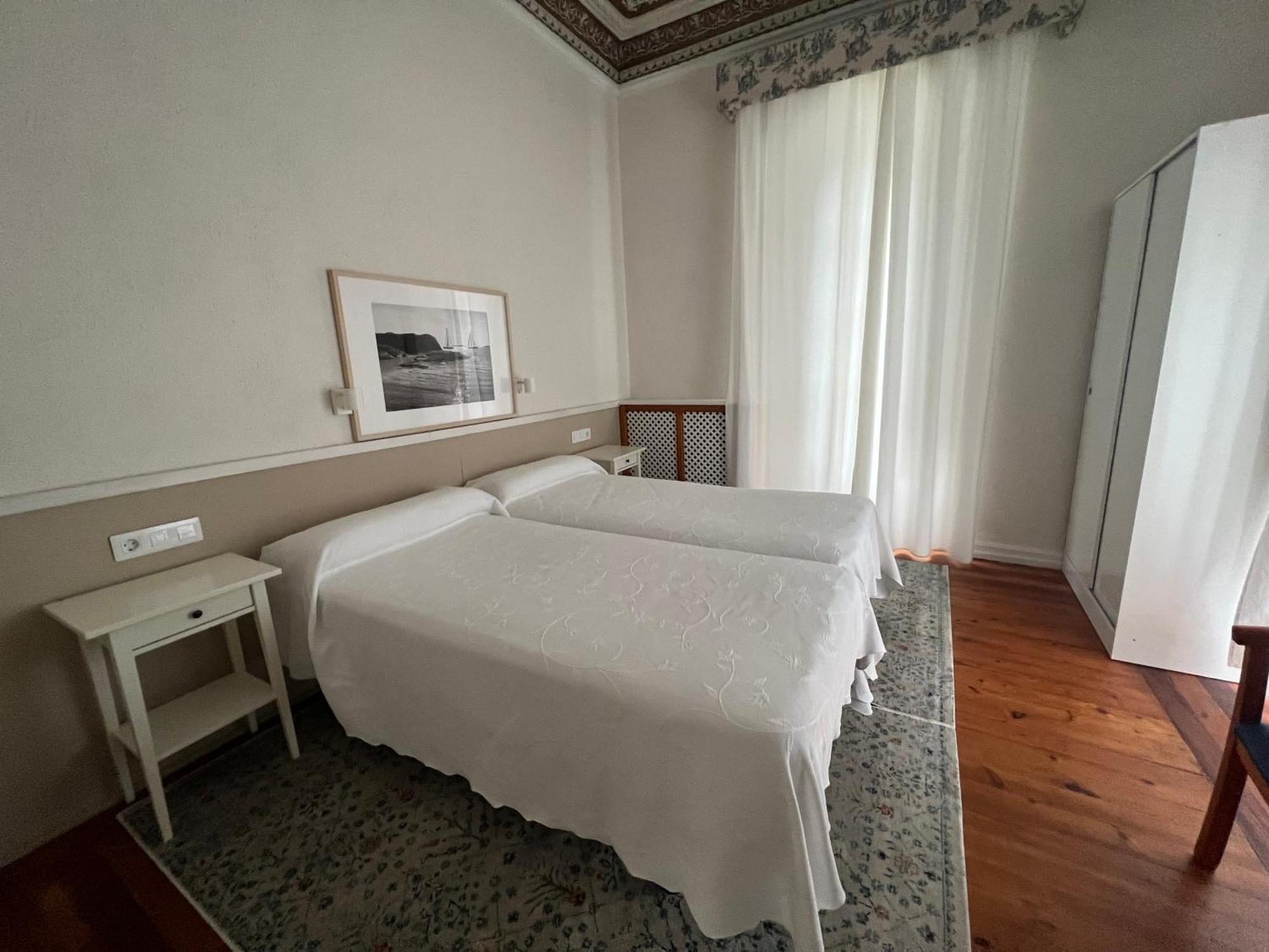Hotel Ramona Laredo Ngoại thất bức ảnh